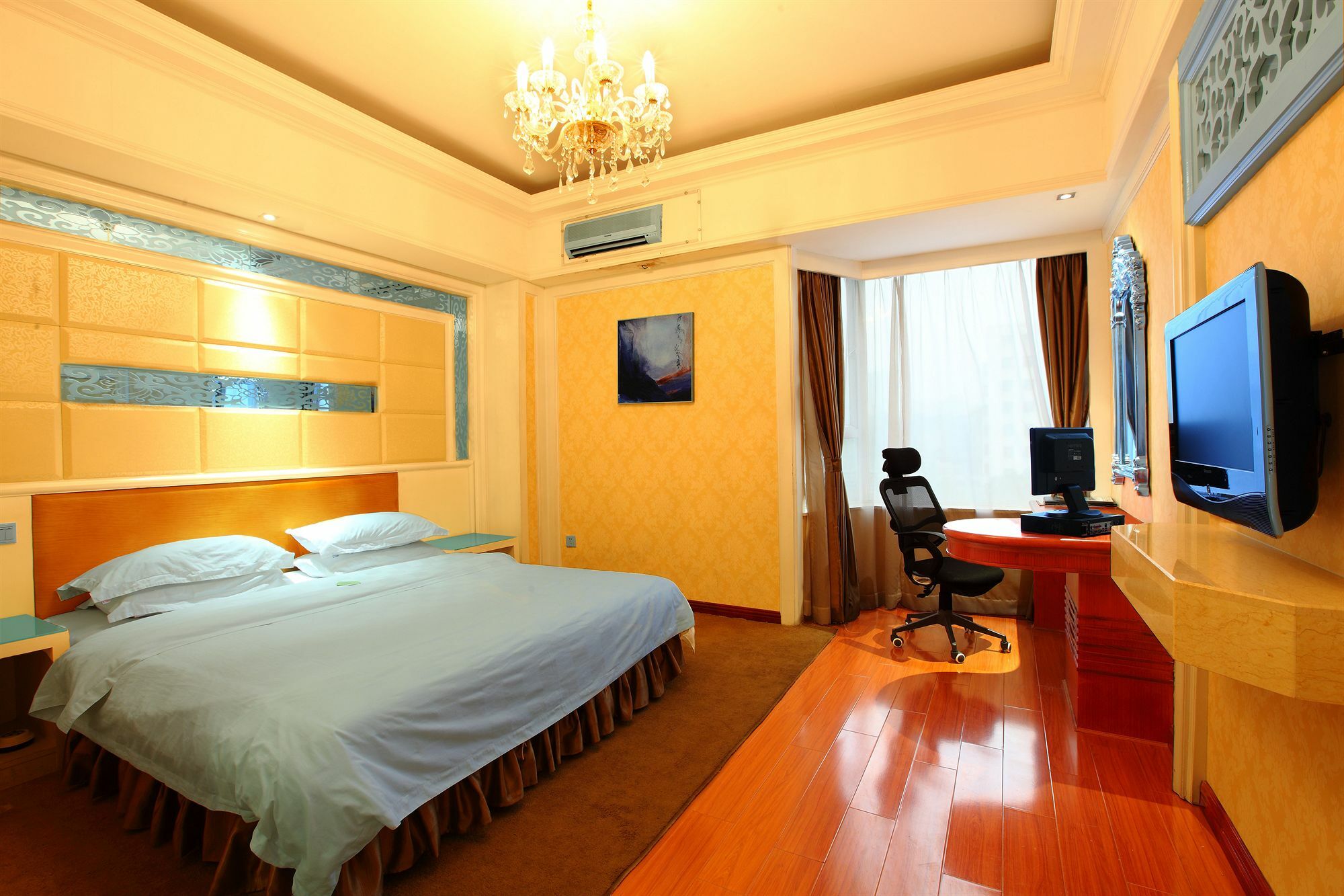 Bluesky Hotel Canton Esterno foto